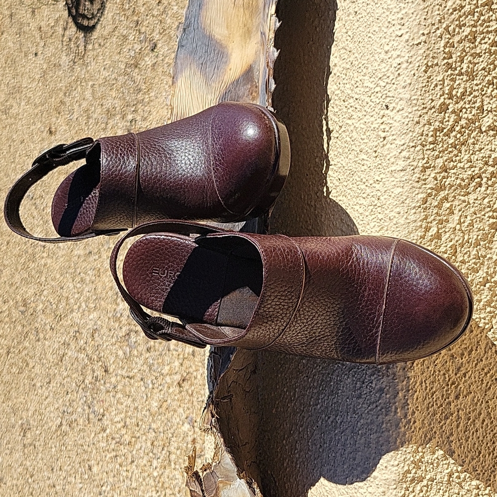 Eurostep Shoes Brown Clog Mules with Back Strap Size 6.5